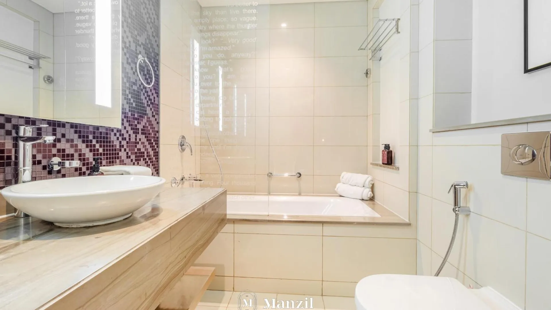 Luxury 1Br Apartment In Paramount Top-Floor Retreat Dubaj 0*,  Egyesült Arab Emírségek